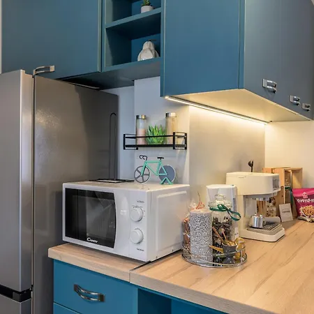 Stylish Flat Near The Sea Garden With Terrace Apartmán